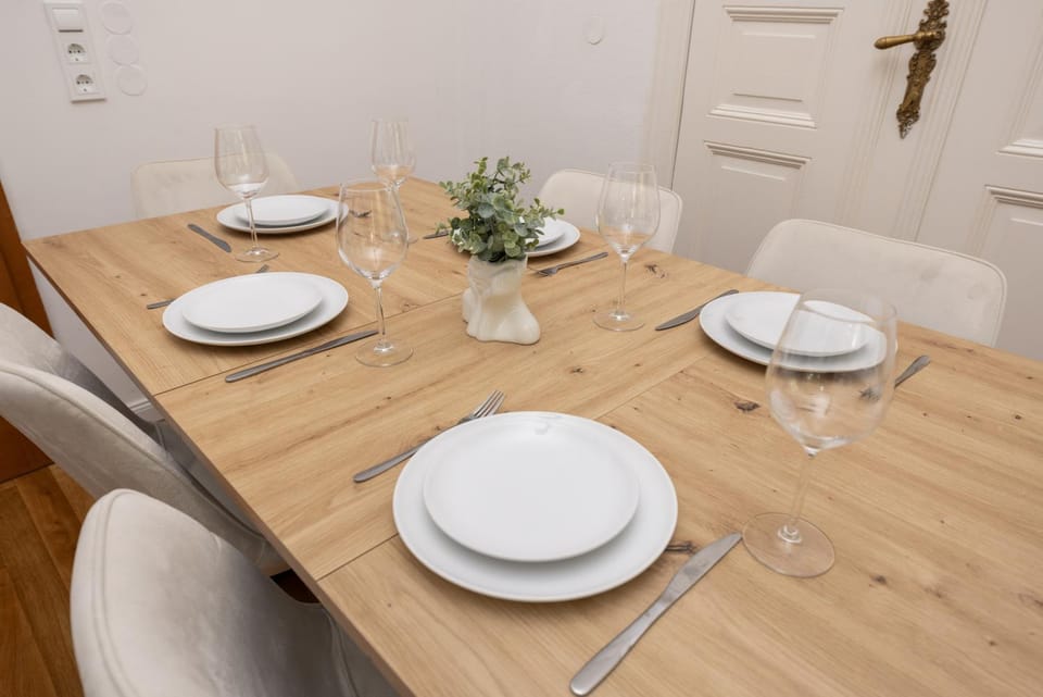 4 Zimmer Große Küche Balkon am Maybachufer Apartment in Berlin