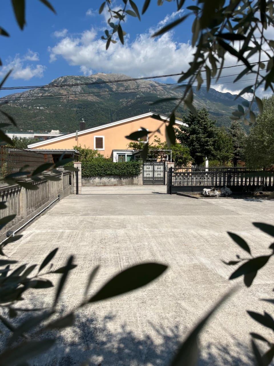 Apartman MIO Apartment in Kotor Municipality
