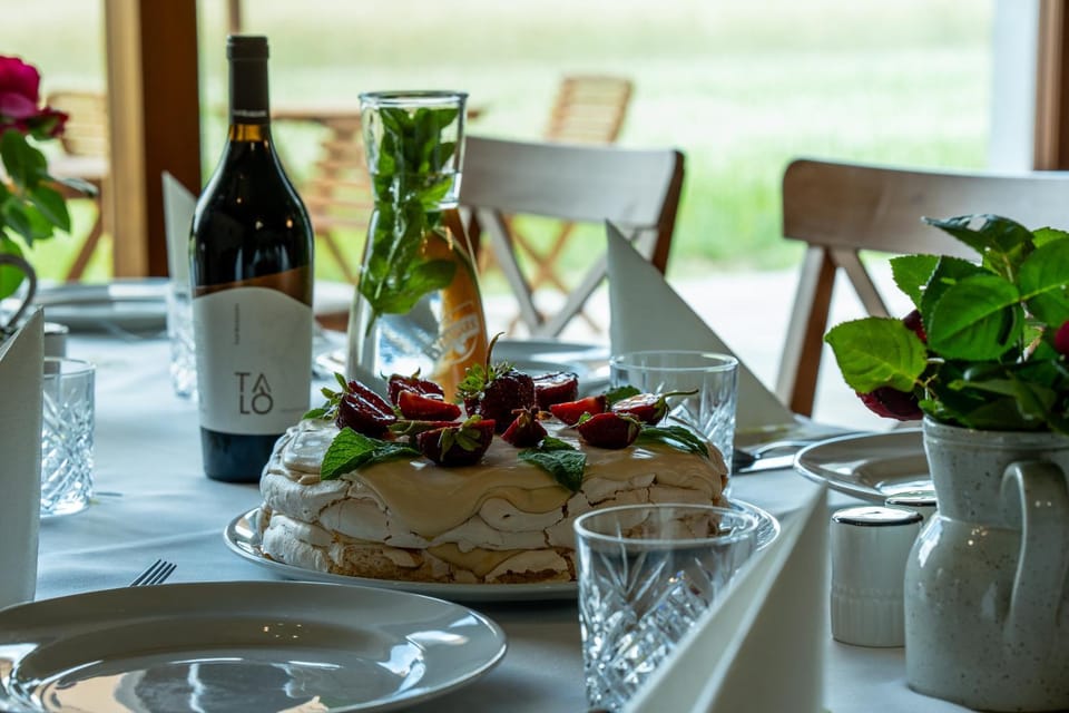 Stajnia Smaku Farm Stay in Greater Poland Voivodeship