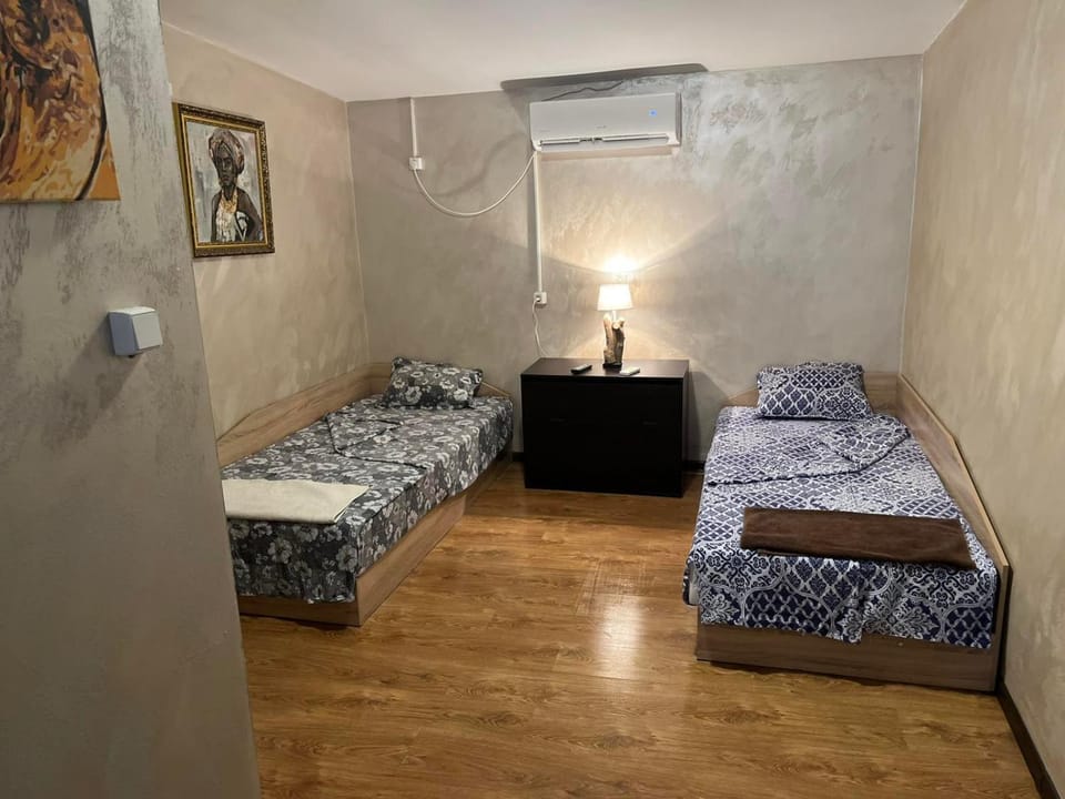 Bed, air conditioner