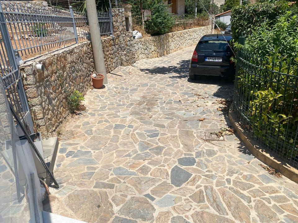 Neighbourhood, Street view, Parking