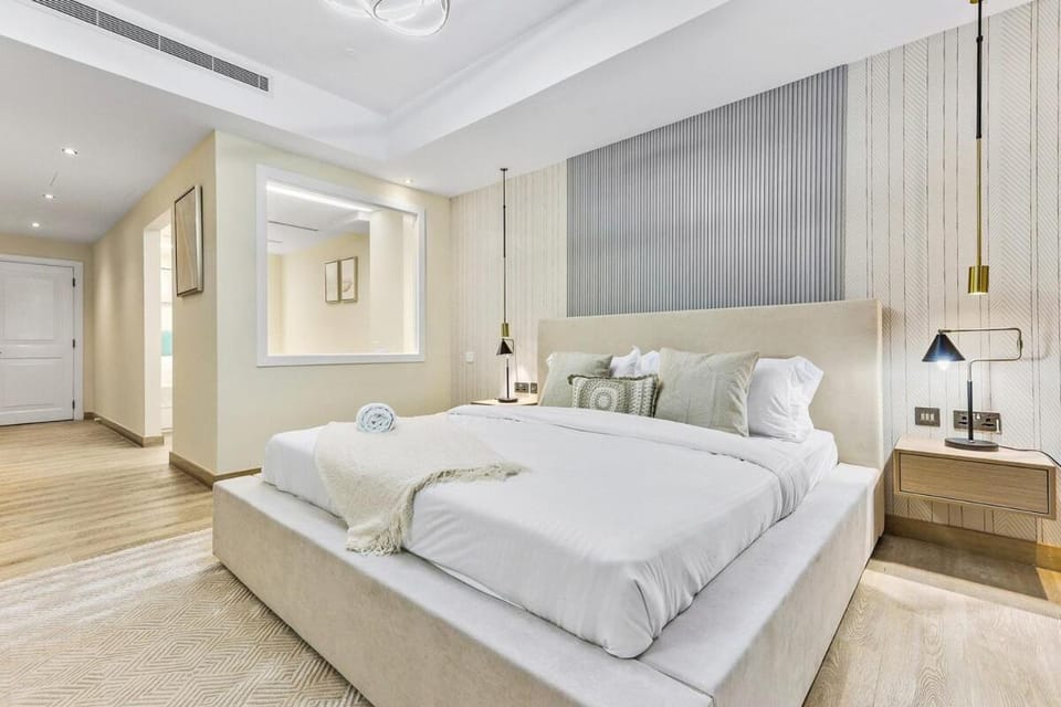 Luxury 6BR JBR Penthouse Panoramic Sea Views, Steps to Marina Beach & The Walk Apartment in Dubai