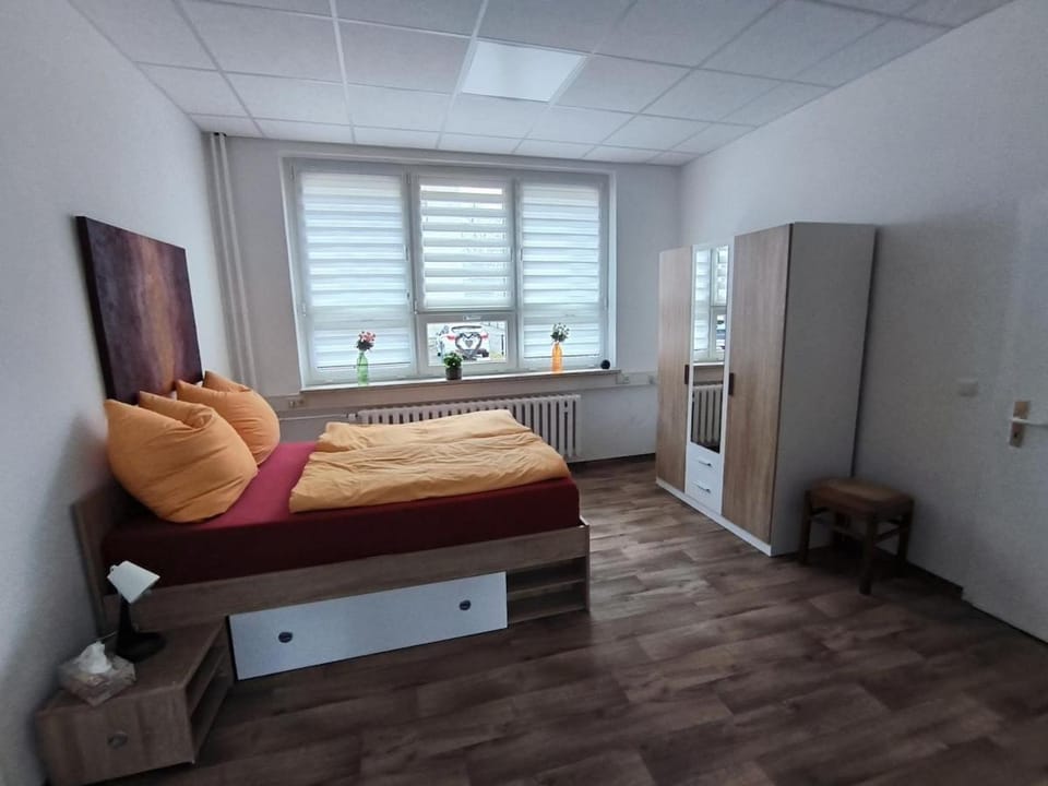 Bed, Bedroom, wardrobe