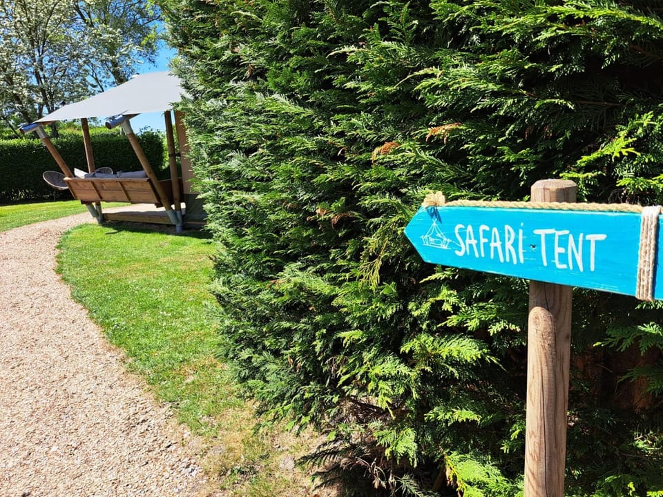 Zeeuwse Landhoeve Safaritent Luxury tent in Brouwershaven