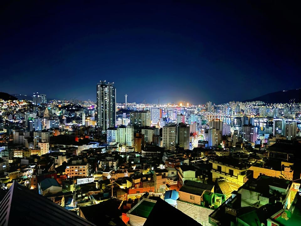 Under the Clouds Apartment in Busan