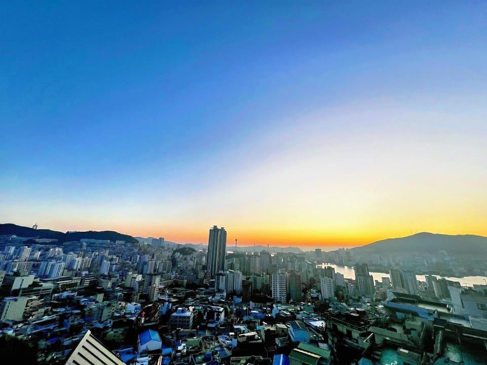 City view, Sea view, Sunrise