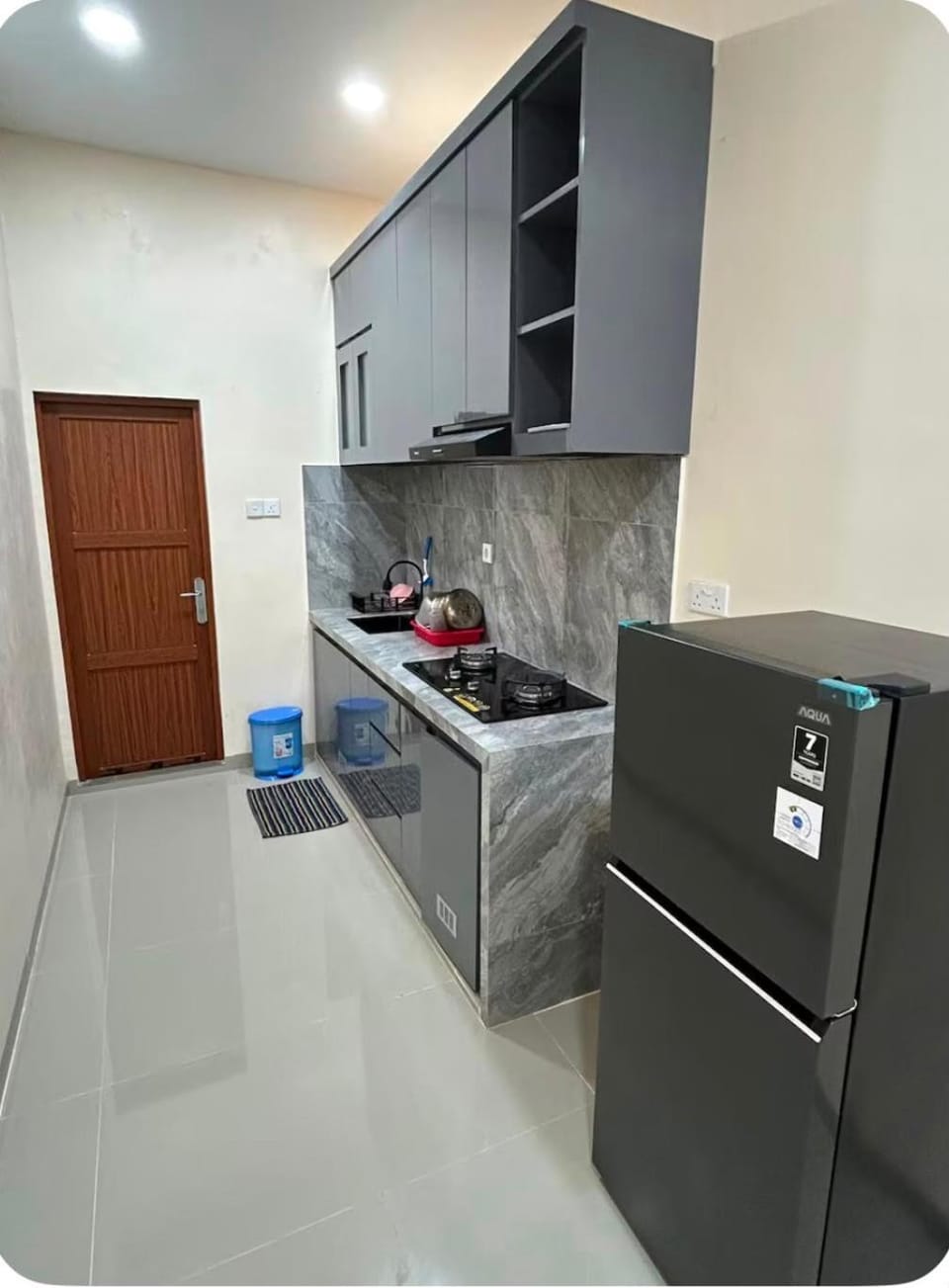 Kitchen or kitchenette, dishwasher