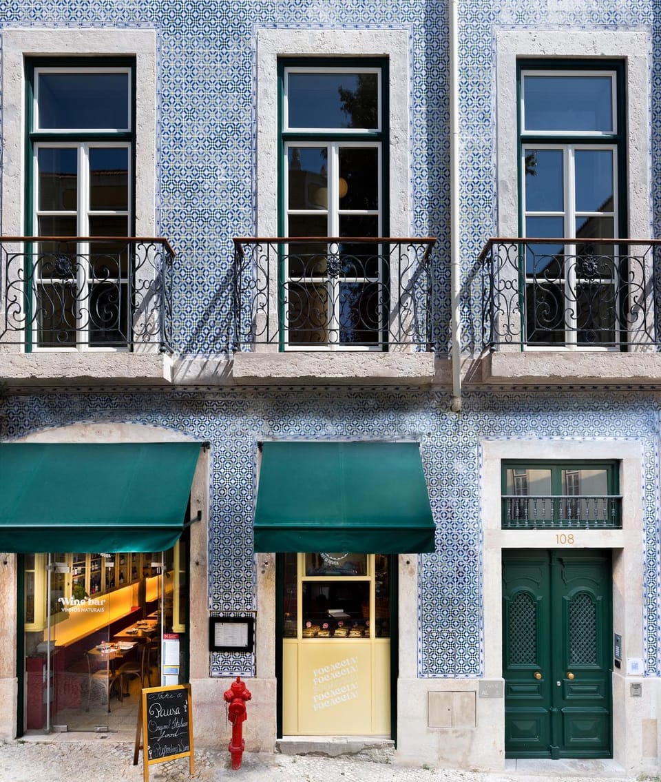 Facade/entrance
