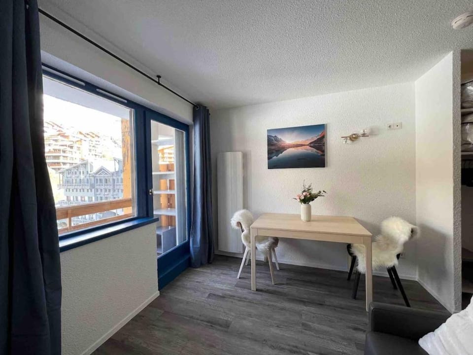 Appartement centre de Val Thorens ski in skinout Apartment in Les Allues
