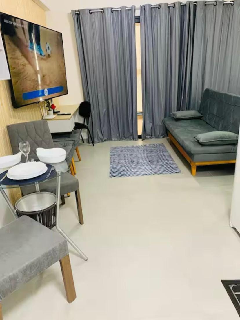 Apto alto padrao ao lado do IBIS - Av Esmeraldas Apartment in State of São Paulo