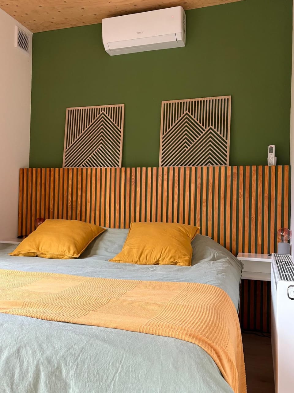 Black Cabin Veluwe - Wellness in het bos - Airco & Sauna Cabin in Putten