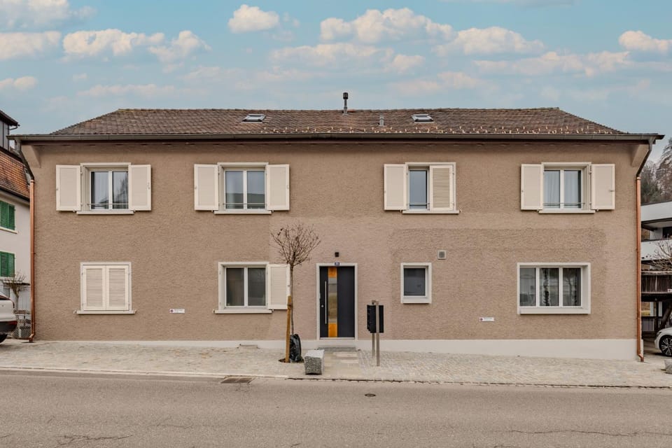 Property building, Day, Street view, Location