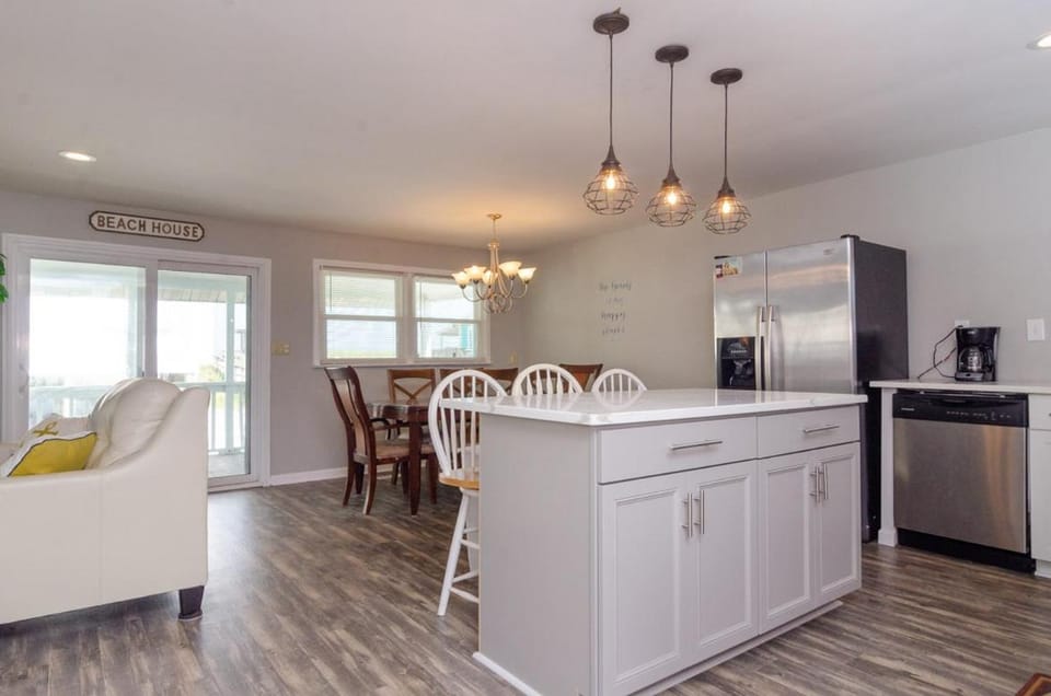 Atlantis by Bryant Real Estate House in Carolina Beach