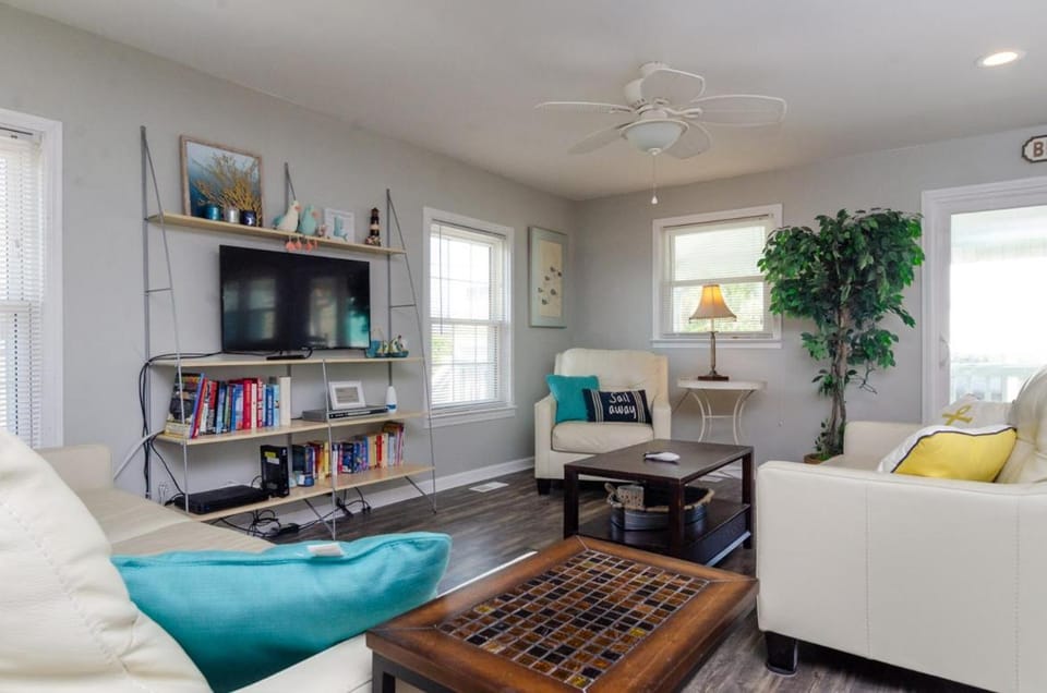 Atlantis by Bryant Real Estate House in Carolina Beach