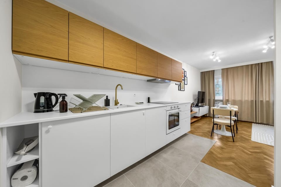 Kitchen or kitchenette, pet friendly, stove