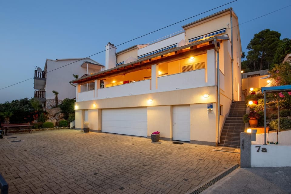 Dvorine Apartment in Tisno