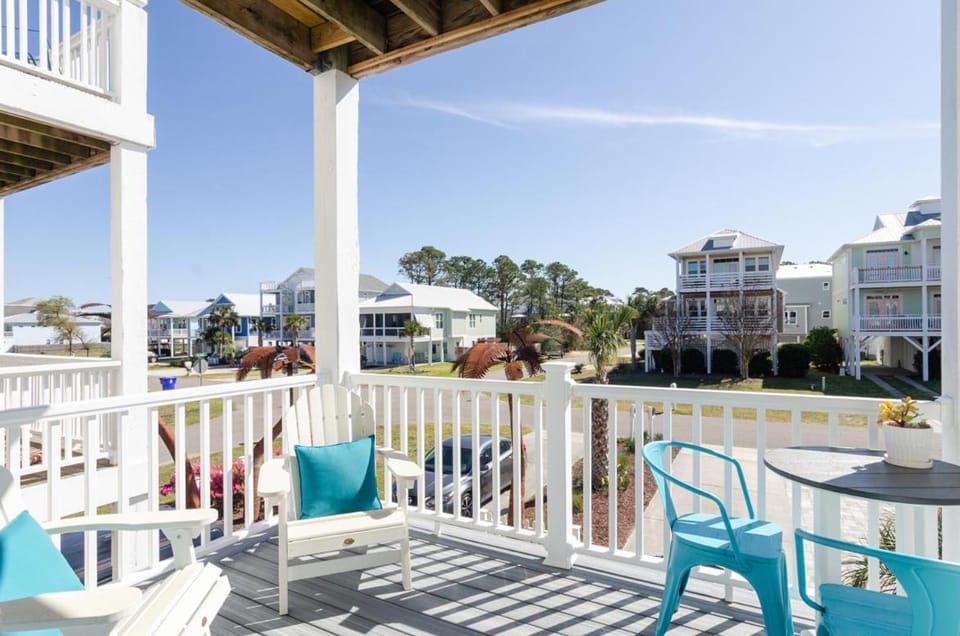 Shrimply the Best by Bryant Real Estate House in Carolina Beach