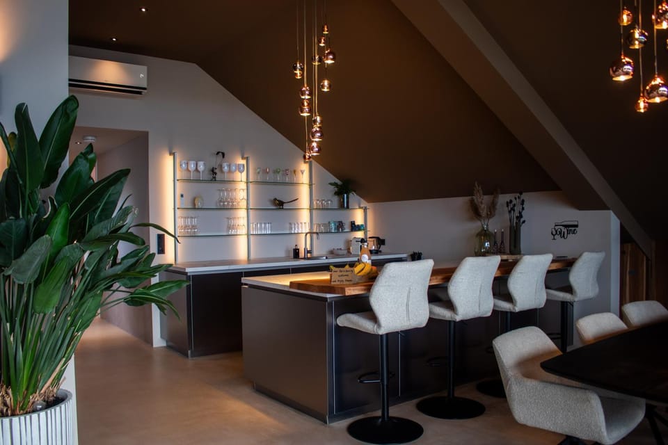 Lounge or bar, Seating area, minibar