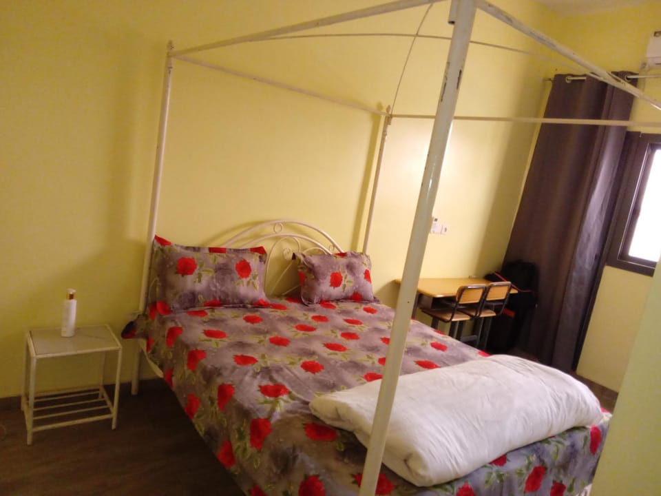 Villa 2 chambres salon piscine saly Apartment in Mbour