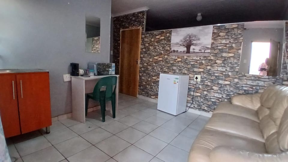 Coffee/tea facilities, Seating area