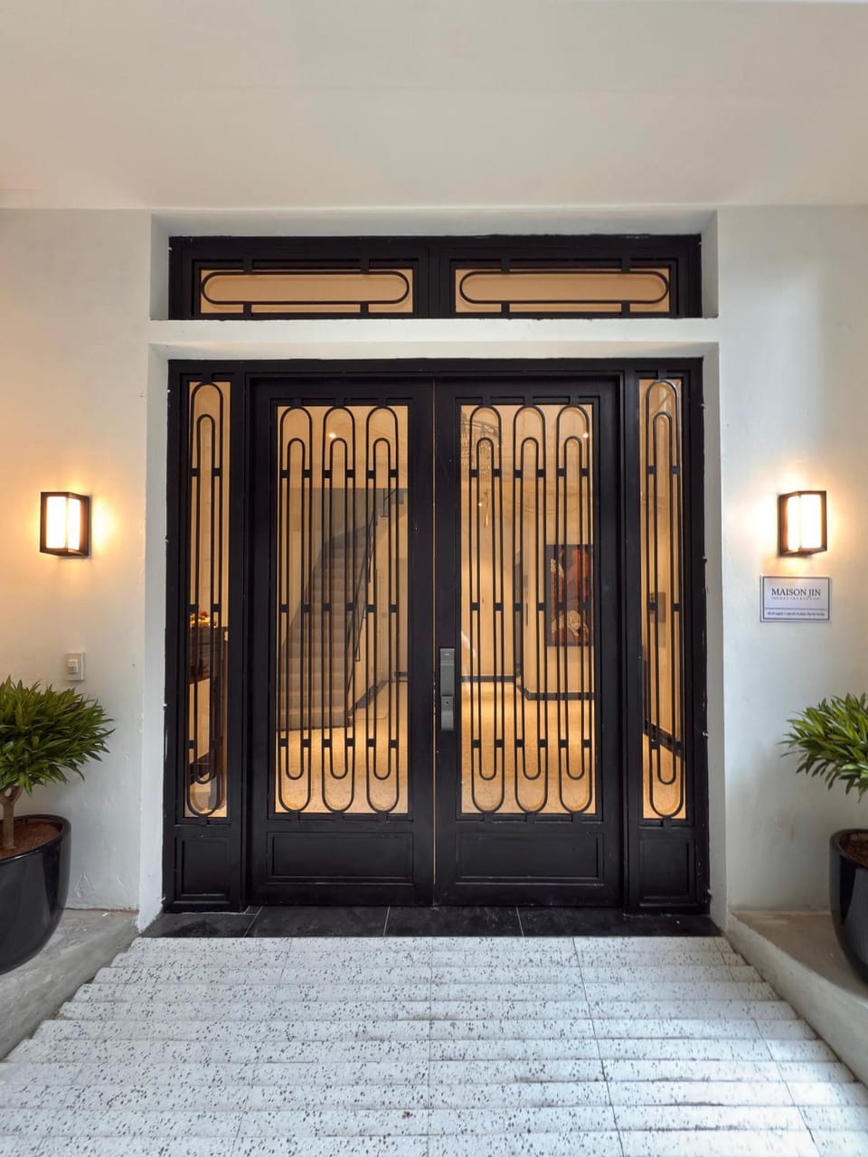 Facade/entrance, Internal: Not applicable to any particular room