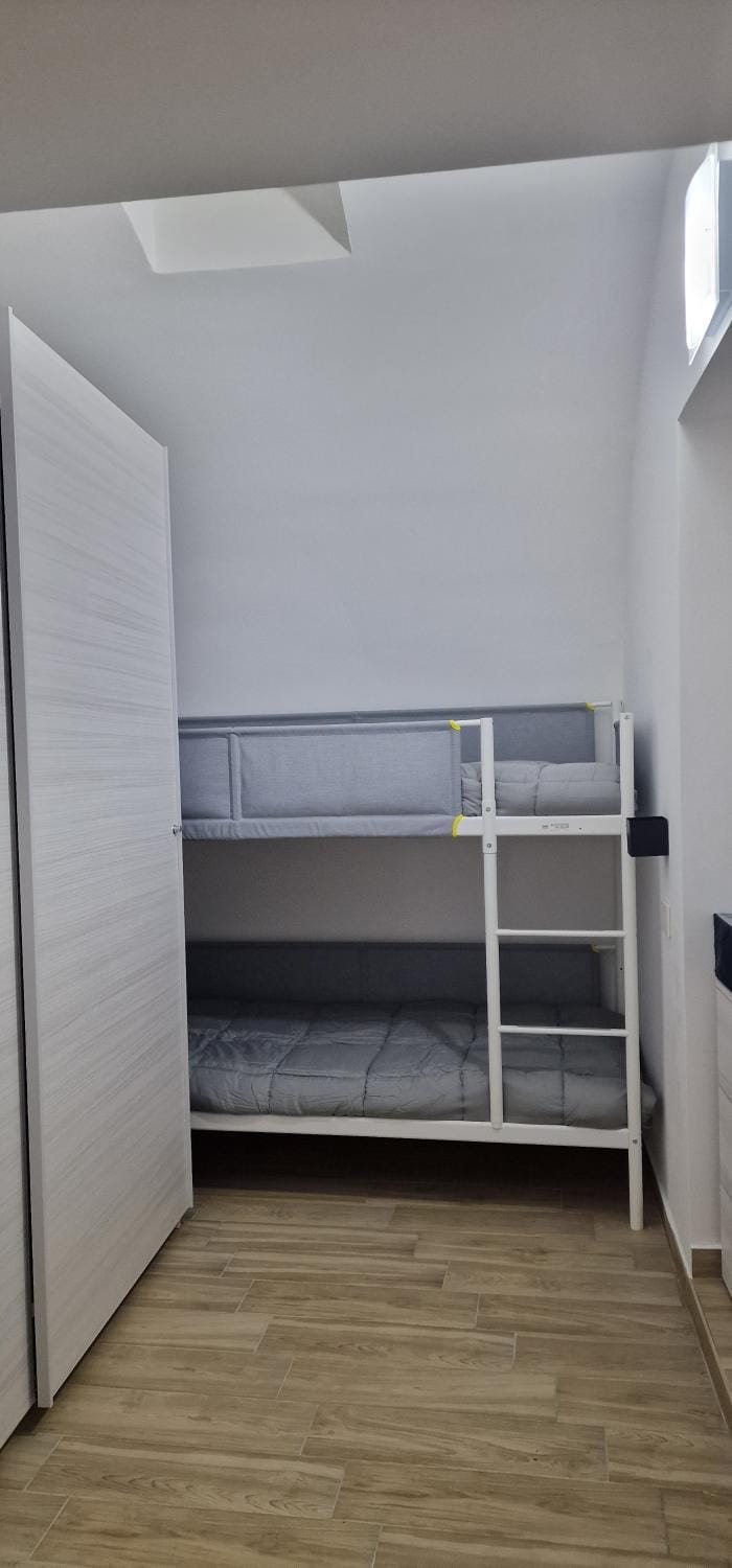 bunk bed