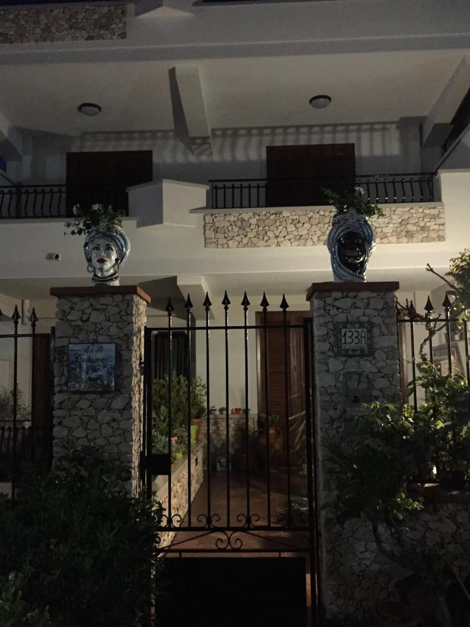 Facade/entrance