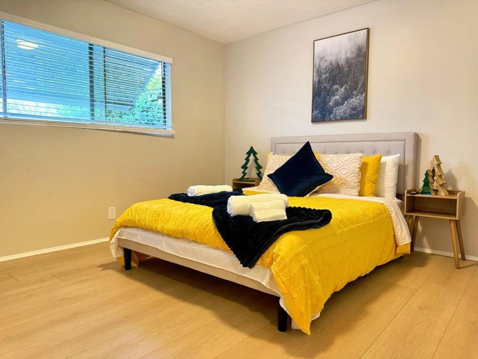 Fire Support 3Bedroom Modern Luxury House in Central Pasadena House in Pasadena