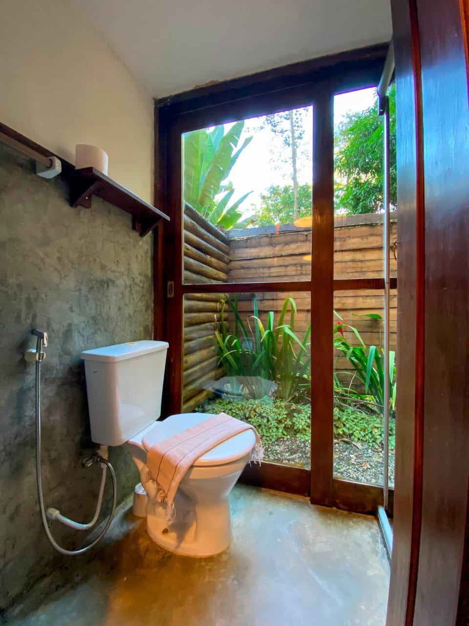 Toilet, Garden, Bathroom, Garden view