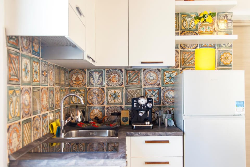 Yellow room Bed and Breakfast in Pisa