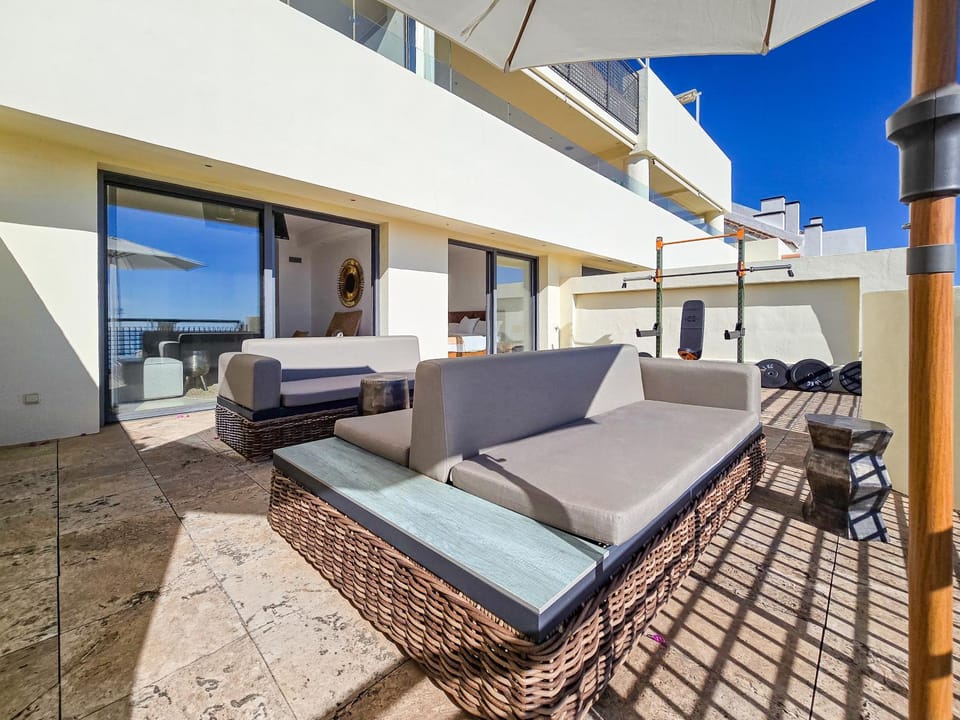 Day, Balcony/Terrace, Balcony/Terrace, Seating area