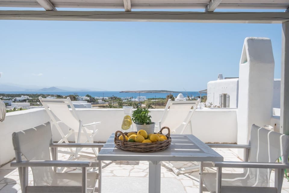 Day, Natural landscape, View (from property/room), Balcony/Terrace, Seating area, Sea view