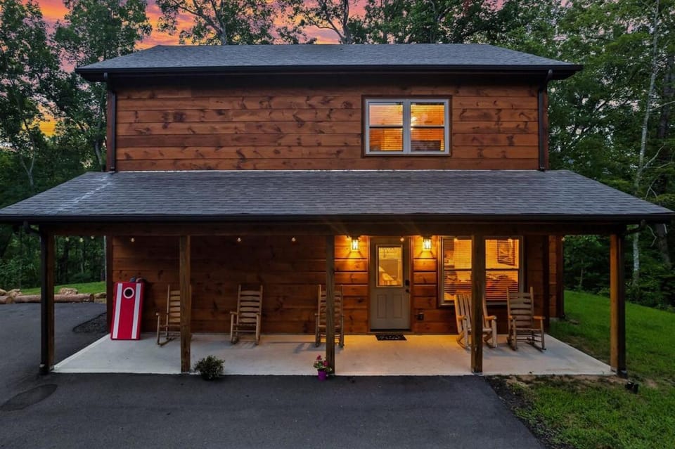 Secluded Cabin Hot Tub, Game Room and Fireplace Cabin in Sevier County