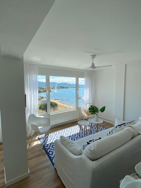 Apartamento Pedreña frente al mar Apartment in Santander