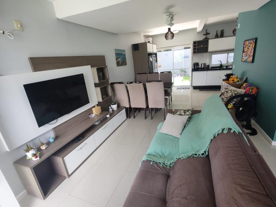Communal lounge/ TV room, TV and multimedia, Living room, Evening entertainment