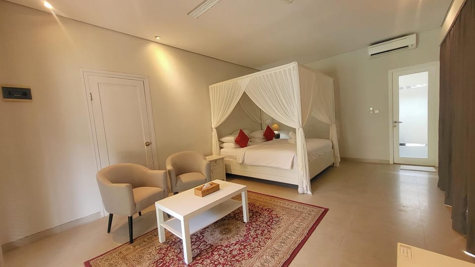 Bed, Living room, Bedroom, air conditioner