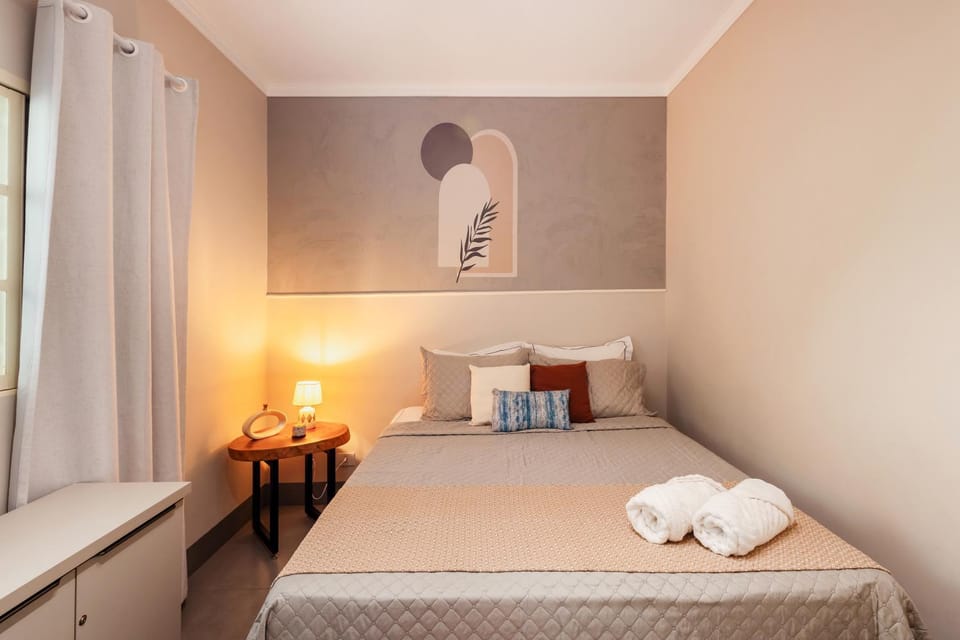 Bed, Photo of the whole room