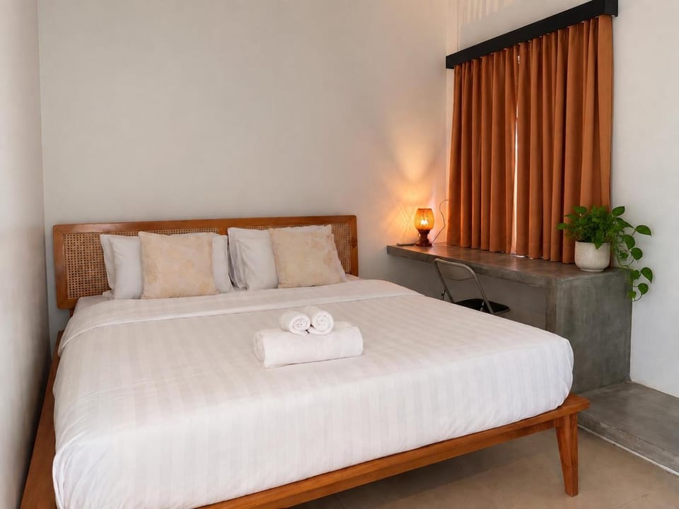Bed, Seating area, Bedroom