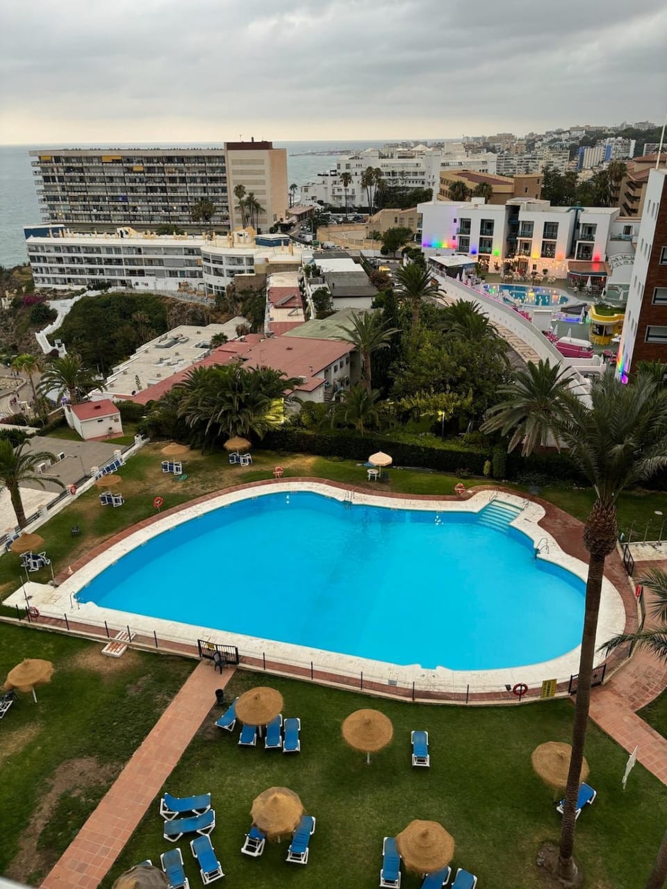 City view, Pool view, Swimming pool