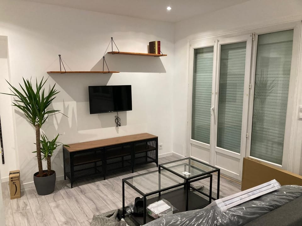 Studio lumineux Gagny - 2min du RER Apartment in Gagny