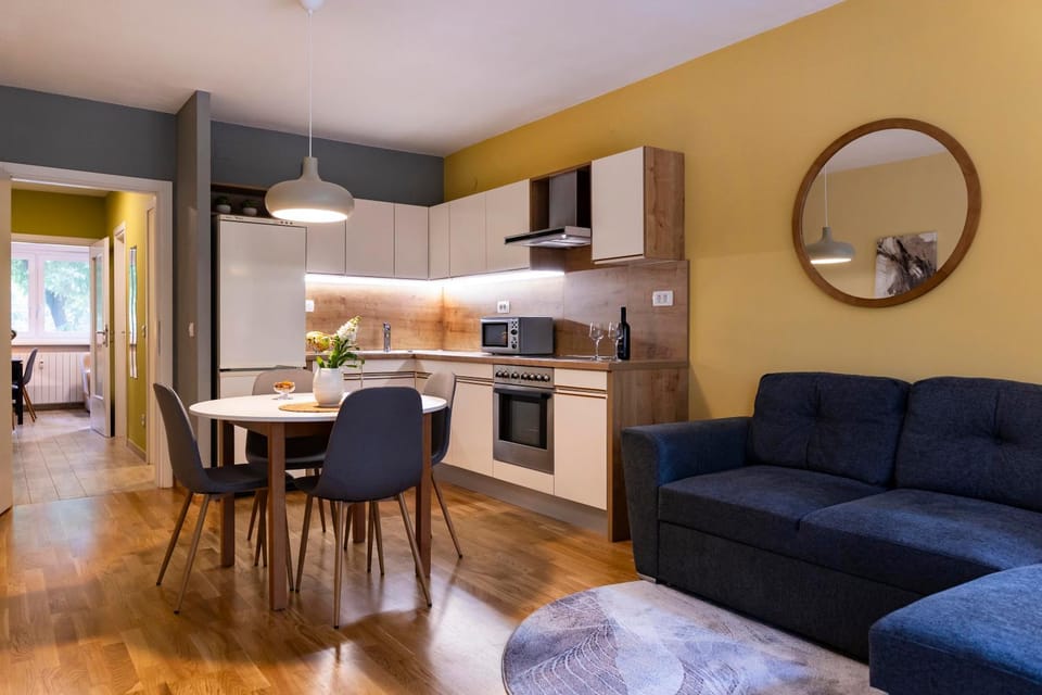 Kitchen or kitchenette, Living room, Dining area, microwave, oven, stove