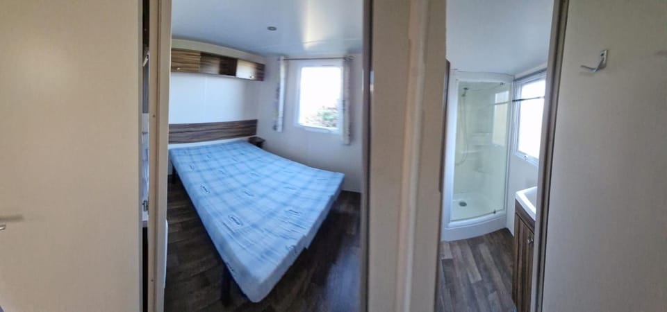 MOBIL-HOMES LES CHARMETTES 4 Etoîles Campground/ 
RV Resort in Les Mathes