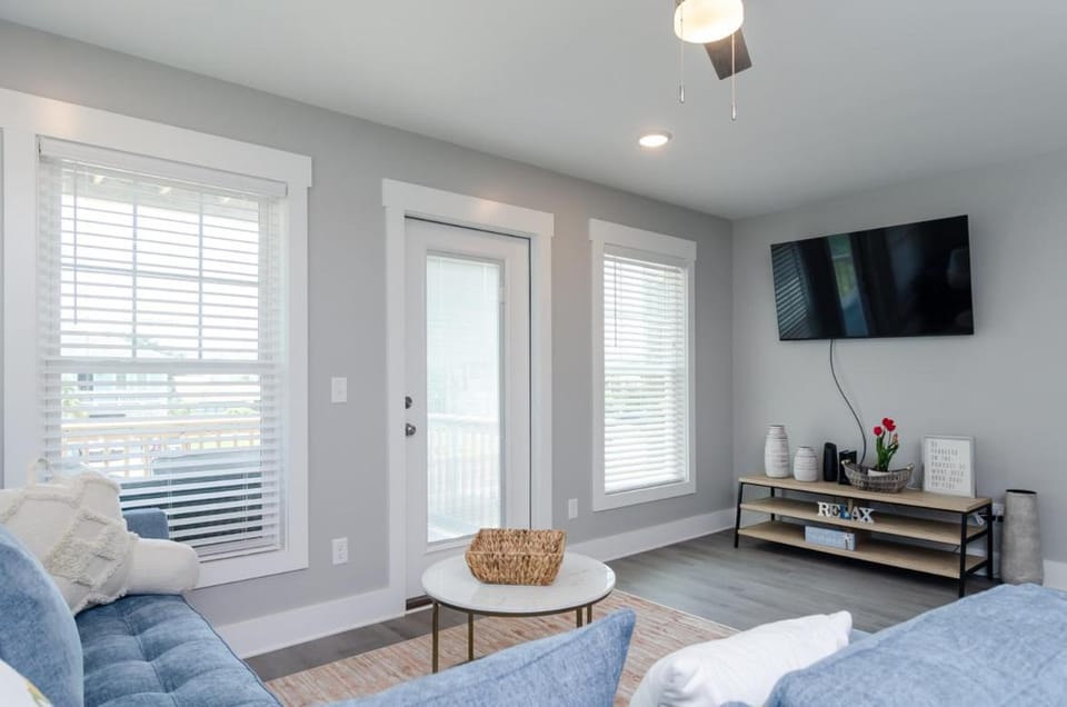 My Five Stars Unit 2 by Bryant Real Estate House in Carolina Beach