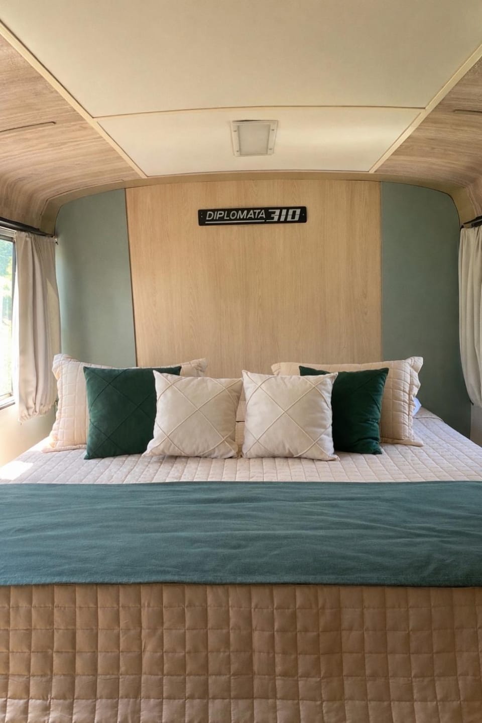 Refúgio Da Lua - Buss motorhome House in State of Santa Catarina