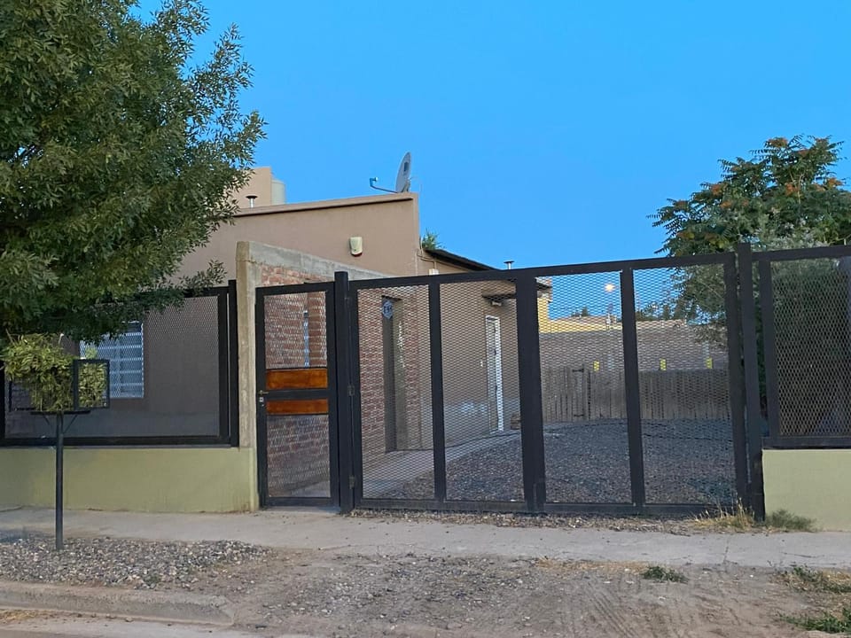 Casa Las Calandrias House in Cipolletti