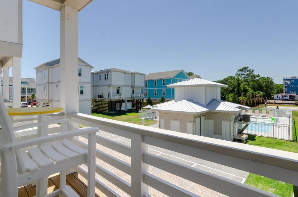 Shearer Paradise by Bryant Real Estate House in Carolina Beach