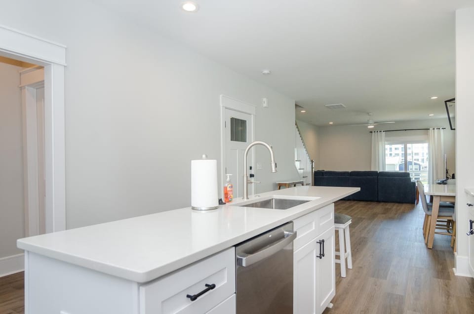Shearer Paradise by Bryant Real Estate House in Carolina Beach