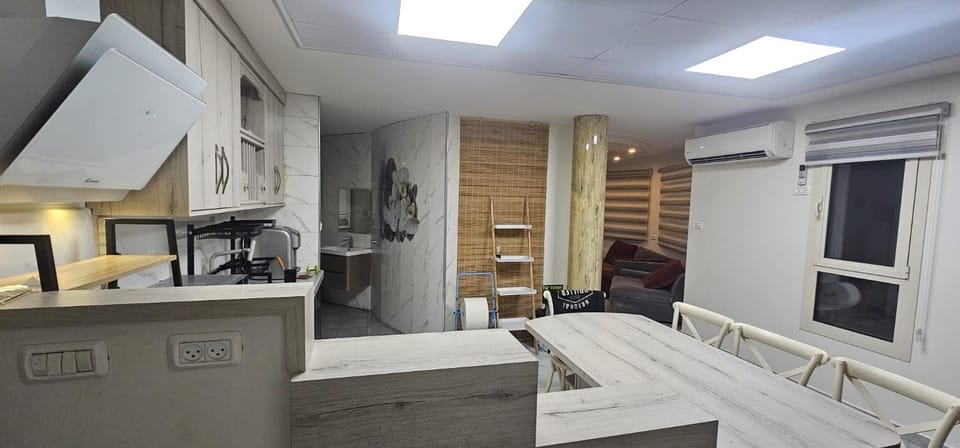 TV and multimedia, Kitchen or kitchenette, Living room, Seating area, Dining area, minibar, air conditioner
