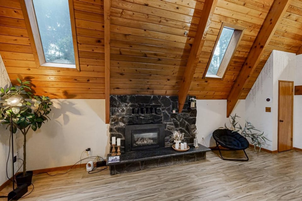 Beaverton Bungalow House in Tigard