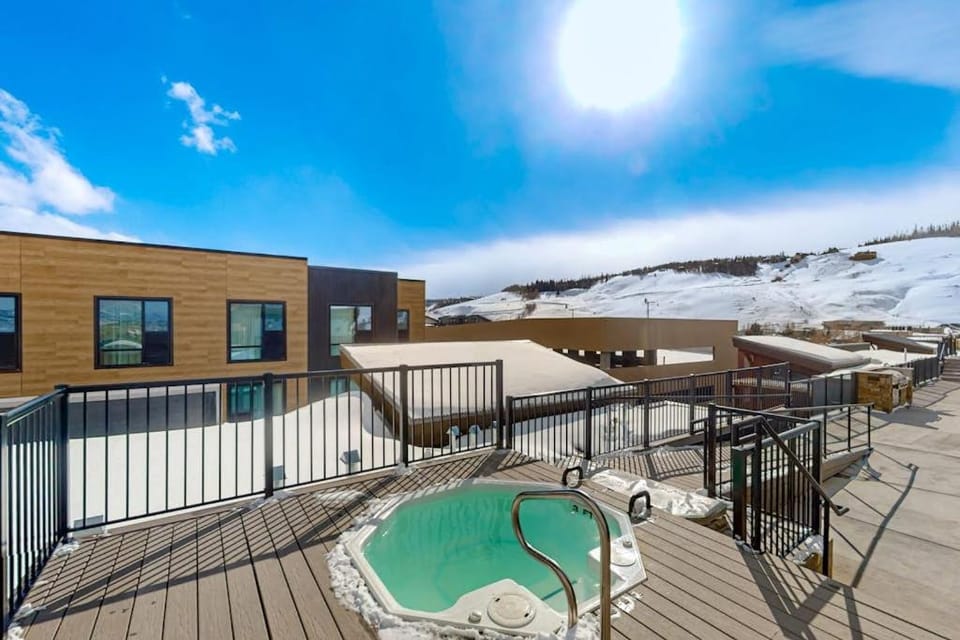Skywalk Flats Escape Apartment in Silverthorne